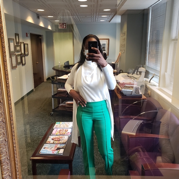 Kelly Green Wide Leg Pants - Picture 2 of 6